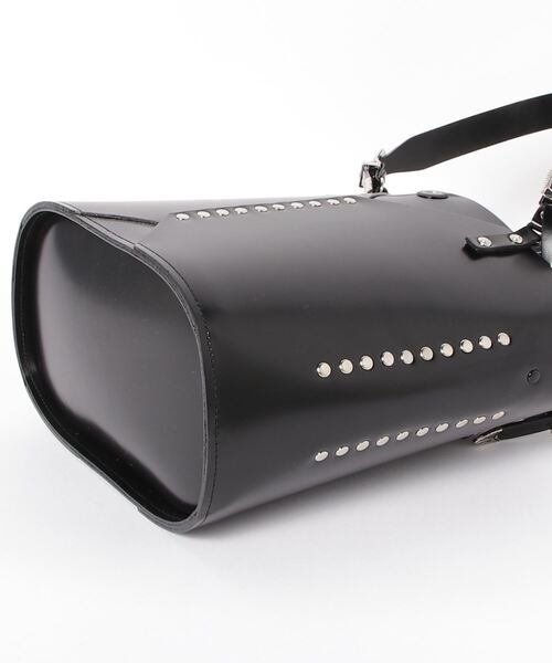 TOGA PULLA（トーガ　プルラ）の「TOGA PULLA Leather tote bag（トートバッグ・レディース・ブラック・FREE）」の5枚目の写真