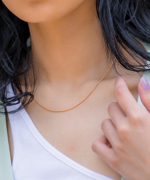 JUICY ROCK（ジューシーロック）の「K14gold-filled スネークチェーンネックレス（ネックレス・レディース・ゴールド・ONE SIZE）」の7枚目の写真