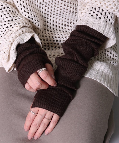 BAYBLO(ベイブロ)の「(SB)リブ ニット アームウォーマー(アームカバー・レディース・ブラック/杢グレー/ダークグリーン/チャコールグレー/ダークブラウン/グレイッシュベージュ/ネイビー/オフホワイト/ワイン・FREE)」の1枚目の写真