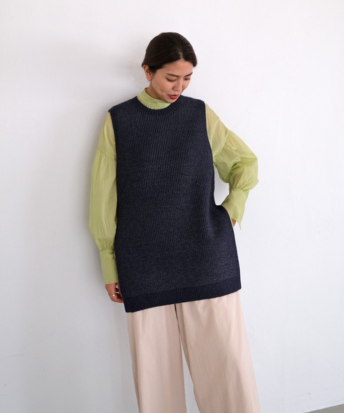 AKTE(アクテ)の「ニットロングベスト(ベスト・レディース・ホワイト/ネイビー・FREE)」の5枚目の写真