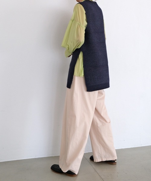 AKTE(アクテ)の「ニットロングベスト(ベスト・レディース・ホワイト/ネイビー・FREE)」の8枚目の写真