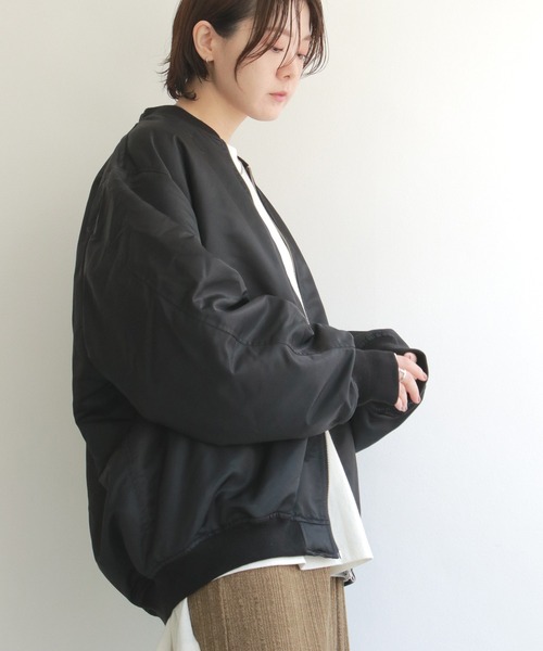 notch.（ノッチ）の「ルーズシルエット　ＭＡ－１（MA-1・レディース・ブラック/ベージュ/キャメル・M）」の4枚目の写真