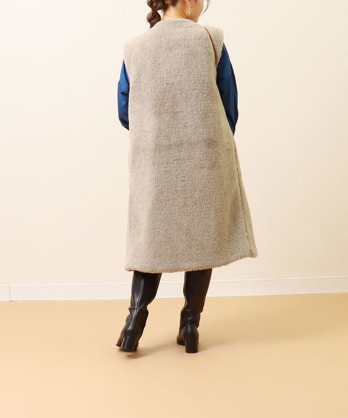 libelle more(リベル モア)の「ボアロングベスト(ベスト・レディース・ブラック/カーキ/モカ/グレイッシュベージュ・M/L)」の7枚目の写真