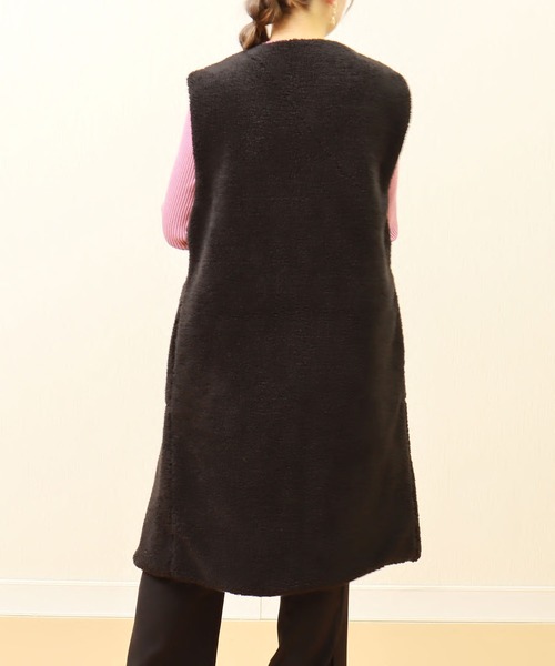 libelle more(リベル モア)の「ボアロングベスト(ベスト・レディース・ブラック/カーキ/モカ/グレイッシュベージュ・M/L)」の19枚目の写真