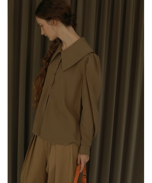 AMAIL（アマイル）の「Big collar nume shirt（シャツ/ブラウス・レディース・ブラウン/アイボリー・FREE）」の5枚目の写真