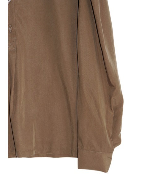 AMAIL（アマイル）の「Big collar nume shirt（シャツ/ブラウス・レディース・ブラウン/アイボリー・FREE）」の12枚目の写真