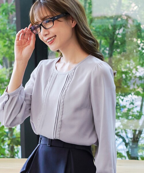 Tiaclasse（ティアクラッセ）の「【洗える】ピンタックレースブラウス（シャツ/ブラウス・レディース・ネイビー/モカ/グレー/オフホワイト/ピンク・M/L）」の15枚目の写真