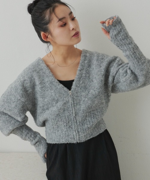VANNIE U(ヴァニーユー)の「ブークレVネックジップニット(ニット/セーター・レディース・アイボリー/ライトグレー/オレンジ・FREE)」の7枚目の写真