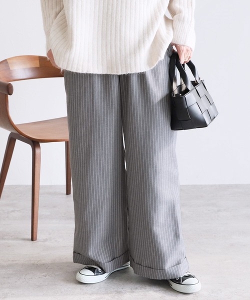 reca（レカ）の「ピンストライプ柄ワイドパンツ（その他パンツ・レディース・ブラック/チャコールグレー・FREE）」の2枚目の写真