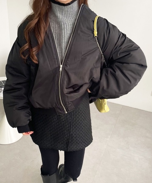 GeeRA（ジーラ）の「ボリュームＭＡ－１デザインブルゾン（ブルゾン・レディース・ブラック/アイボリー・MEDIUM）」の17枚目の写真