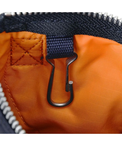 PORTER（ポーター）の「ポーター フォース ショルダーポーチ 855-05461 ショルダーポーチ 吉田カバン  PORTER FORCE SHOULDER POUCH（ショルダーバッグ・メンズ・ブラック/ネイビー/カーキ・FREE）」の5枚目の写真