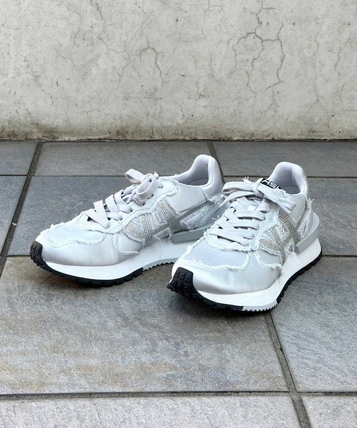 ASH(アッシュ)の「【TOXIC SATIN】サテンローカットスニーカー(スニーカー・レディース・シルバー・38/39/35/36/37/40)」の5枚目の写真