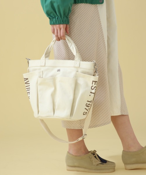 AVIREX（アヴィレックス）の「《直営店限定》GARDENING TOTE BAG/ ガーデニングトートバッグ（トートバッグ・レディース・アイボリー/ブラック/カーキブラウン・FREE）」の2枚目の写真