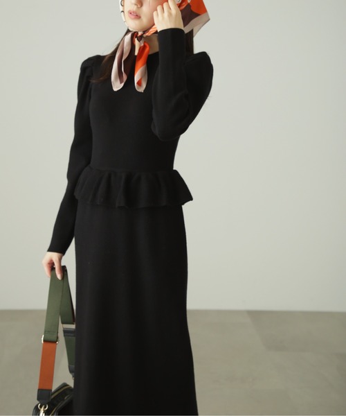 FREE'S MART（フリーズマート）の「◆畦フリルニットワンピース（ワンピース・レディース・グリーン/ブラック/ベージュ・SMALL/MEDIUM）」の4枚目の写真