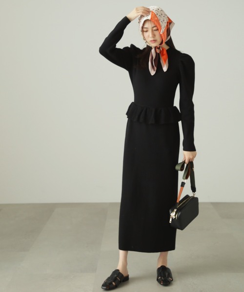 FREE'S MART（フリーズマート）の「◆畦フリルニットワンピース（ワンピース・レディース・グリーン/ブラック/ベージュ・SMALL/MEDIUM）」の6枚目の写真