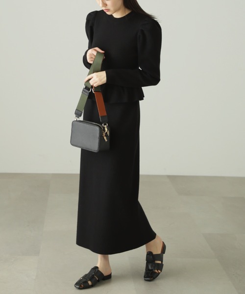 FREE'S MART（フリーズマート）の「◆畦フリルニットワンピース（ワンピース・レディース・グリーン/ブラック/ベージュ・SMALL/MEDIUM）」の9枚目の写真