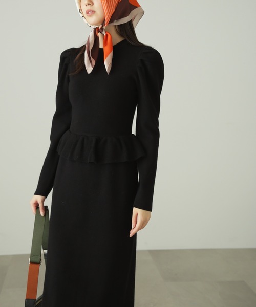 FREE'S MART（フリーズマート）の「◆畦フリルニットワンピース（ワンピース・レディース・グリーン/ブラック/ベージュ・SMALL/MEDIUM）」の21枚目の写真