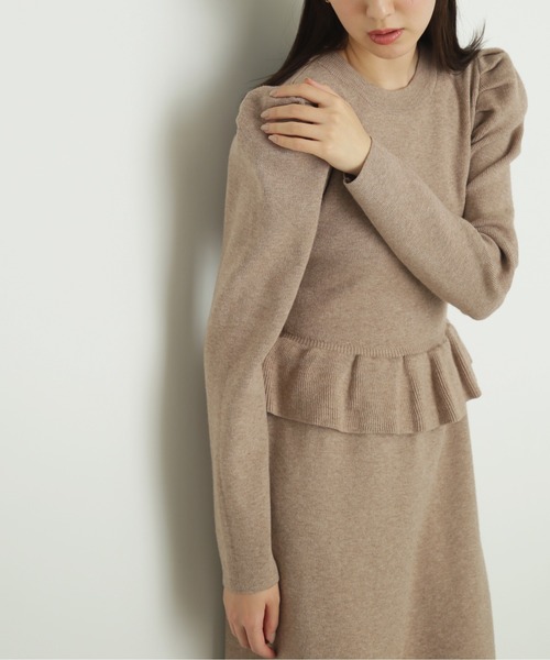 FREE'S MART（フリーズマート）の「◆畦フリルニットワンピース（ワンピース・レディース・グリーン/ブラック/ベージュ・SMALL/MEDIUM）」の22枚目の写真