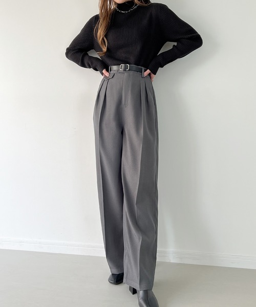 JUNOAH（ジュノア）の「ボトルネックリブニット（ニット/セーター・レディース・オフホワイト/グリーン/ブラック/ベージュ/ブルー/ピンク系その他/グレイッシュベージュ/イエロー・MEDIUM/LARGE）」の11枚目の写真