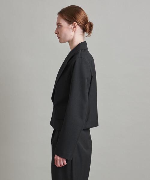 LOEFF（ロエフ）の「＜LOEFF＞ギャバ クロップド ピークドラペルジャケット（テーラードジャケット・レディース・ブラック・1/0）」の15枚目の写真