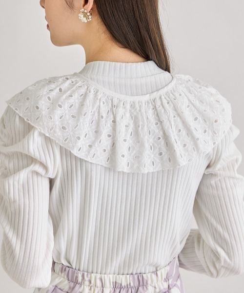 tocco closet（トッコ　クローゼット）の「２ＷＡＹリボン×レース襟付きギャザースリーブリブカットソー（Tシャツ/カットソー・レディース・ブラック/ホワイト・M）」の6枚目の写真