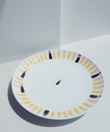 CASA PICONE（カーサピッコーネ）の「【波佐見焼】大皿(24cm)アルチビオシルエット（食器）」