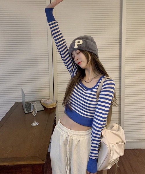 shopnikoniko（ショップニコニコ）の「ボーダーニット 長袖 ショート丈 クロップド丈 y2k トップス ロンT ピチT Uネック ボーダートップス（Tシャツ/カットソー・レディース・ブラック/ブルー・フリー）」の10枚目の写真