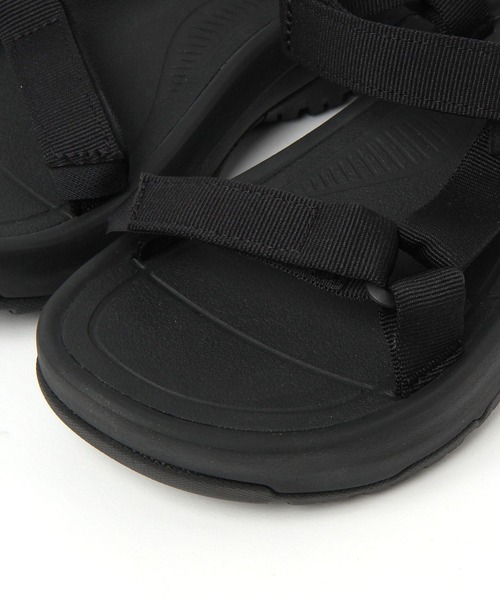 Teva（テバ）の「【TEVA(テバ)】HURRICANEXLT2（サンダル・レディース・ブラック/ベージュ・SMALL/MEDIUM）」の4枚目の写真