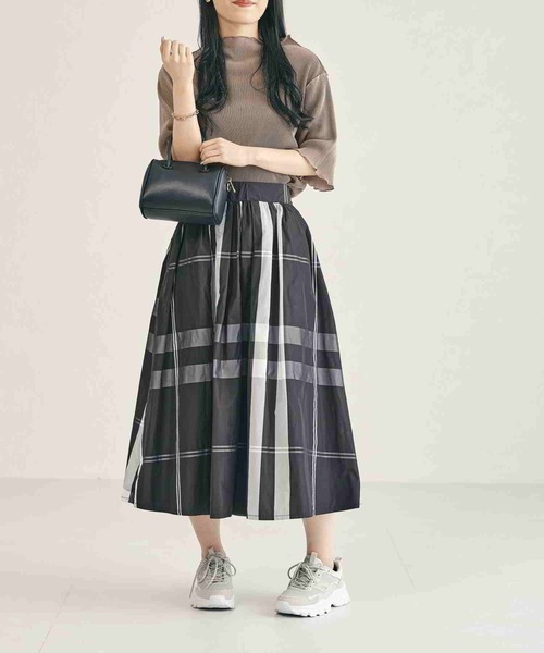 acro（アクロ）の「■メモリータフタギャザースカート/AC3702（スカート・レディース・ネイビー/ブラック/アイボリー・ﾌﾘ-）」の4枚目の写真