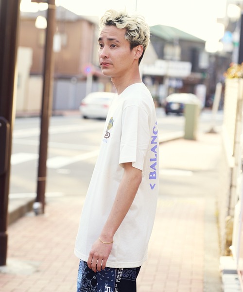 RVCA(ルーカ)の「WEB限定 RVCA COBRA MIRAGE SS/ルーカ 半袖Tシャツ(Tシャツ/カットソー・メンズ・ホワイト/ブラック・L/M)」の5枚目の写真
