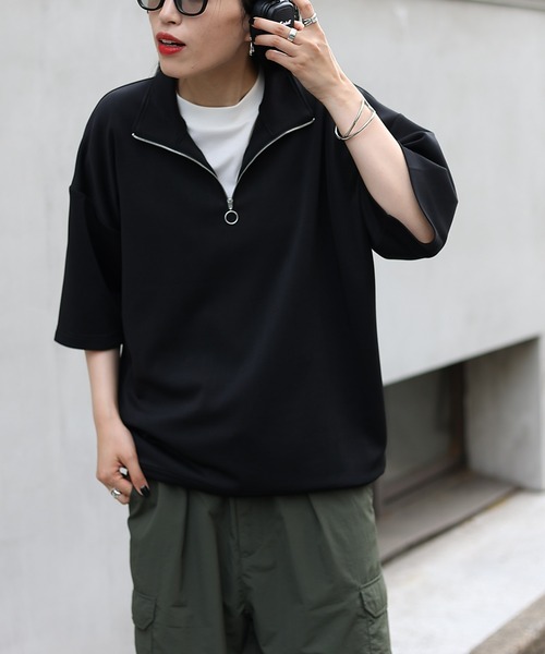 COLONY 2139（コロニートゥーワンスリーナイン）の「WEB/一部店舗限定 ダンボールスタンドハーフジップビッグプルオーバー（Tシャツ/カットソー・メンズ・ブラック/グリーン/ホワイト/ネイビー・MEDIUM/LARGE）」の10枚目の写真