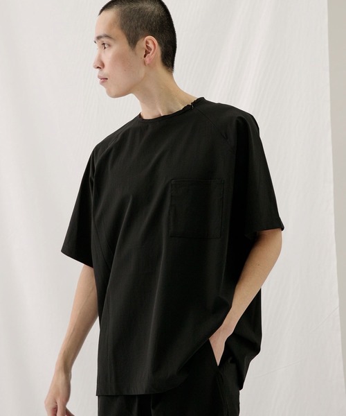 WILD THINGS（ワイルドシングス）の「『UVカット』『別注』WILDTHINGS×EKAL　エラスティックナイロンTシャツ（Tシャツ/カットソー・メンズ・ブラック/ブルーグレー/オリーブ・MEDIUM/LARGE）」の12枚目の写真