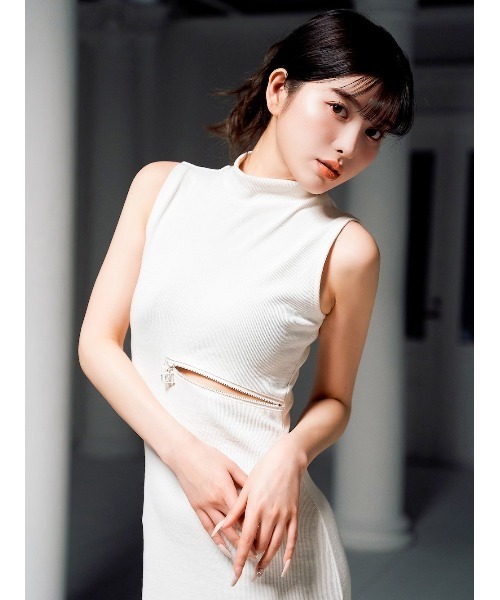 Darich(ダーリッチ)の「ポイントオープンロングニットワンピース(ワンピース・レディース・アイボリー/サックスブルー/ブラック・FREE)」の13枚目の写真