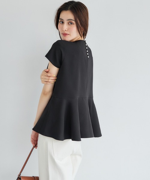 coca（coca）（コカ）の「セットアップ対応バックパールブラウス（シャツ/ブラウス・レディース・ライトベージュ/ブラック・M/L）」の5枚目の写真