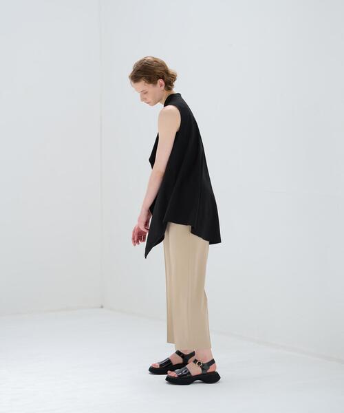 LANVIN en Bleu（ランバンオンブルー）の「アシンメヘムスキッパーブラウス（シャツ/ブラウス・レディース・ベージュ/チャコールグレー・38）」の7枚目の写真