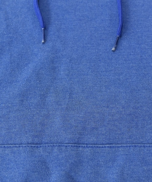 Champion(チャンピオン)の「【ヴィンテージ古着】Champion / チャンピオン ロゴ 刺繍 スウェットパーカー(パーカー・メンズ・ブルー・LARGE)」の4枚目の写真