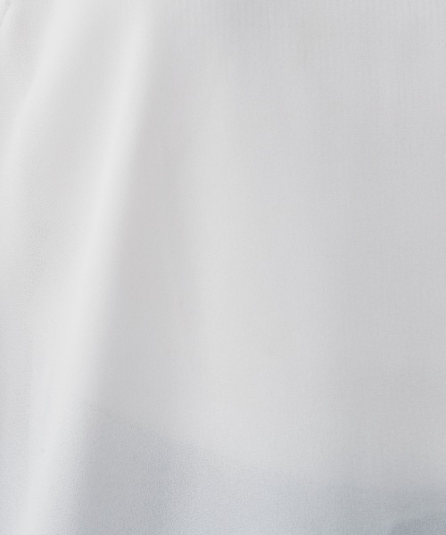 CHIC STYLE（シックスタイル）の「＜大きいサイズ＞フリル袖ノーカラーブラウス シックスタイル（シャツ/ブラウス・レディース・ブラック/オフホワイト・LL/3L/L/4L/5L）」の22枚目の写真