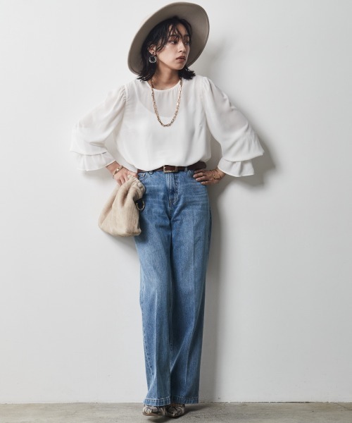 CHIC STYLE（シックスタイル）の「＜大きいサイズ＞フリル袖ノーカラーブラウス シックスタイル（シャツ/ブラウス・レディース・ブラック/オフホワイト・LL/3L/L/4L/5L）」の8枚目の写真