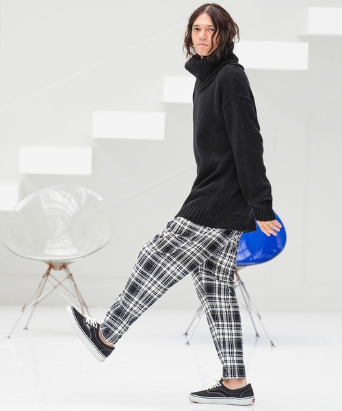 CAMBIO(カンビオ)の「mp11351- Monotone Check Jacquard Balloon Pants バルーンパンツ(その他パンツ・メンズ・ブラック×ホワイト/チェック/ホワイト×ブラック・M/L/S)」の6枚目の写真