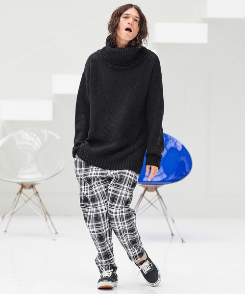CAMBIO(カンビオ)の「mp11351- Monotone Check Jacquard Balloon Pants バルーンパンツ(その他パンツ・メンズ・ブラック×ホワイト/チェック/ホワイト×ブラック・M/L/S)」の8枚目の写真