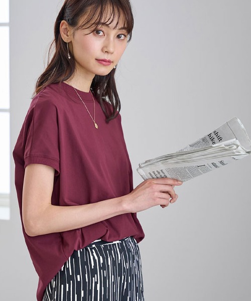 BELLUNA（ベルーナ）の「汗ジミ対策！ハイネックプルオーバー（Tシャツ/カットソー・レディース・ブルー/ブラック/レッド/ホワイト×ネイビー/レモンイエロー/チャコール/ベージュ系/グリーン系・LARGE/MEDIUM/X-LARGE）」の8枚目の写真