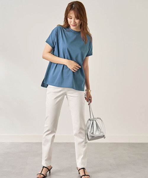 BELLUNA（ベルーナ）の「汗ジミ対策！ハイネックプルオーバー（Tシャツ/カットソー・レディース・ブルー/ブラック/レッド/ホワイト×ネイビー/レモンイエロー/チャコール/ベージュ系/グリーン系・LARGE/MEDIUM/X-LARGE）」の17枚目の写真