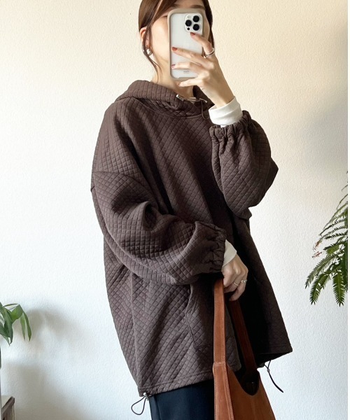 Ada.(エイダ)の「キルティングビッグパーカー(パーカー・レディース・ブラウン/ブラック・FREE)」の17枚目の写真