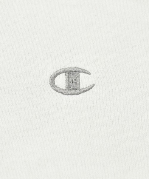 Champion(チャンピオン)の「【ヴィンテージ古着】Champion / チャンピオン ロゴ刺繍 スウェットパーカー(パーカー・メンズ・ホワイト・XX-LARGE)」の3枚目の写真