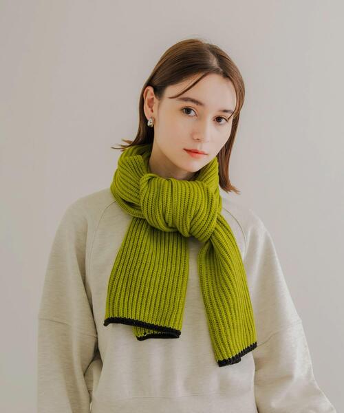 SMELLY（スメリー）の「ニットバイカラーマフラー（マフラー・レディース・ネイビー/グリーン・-）」の7枚目の写真