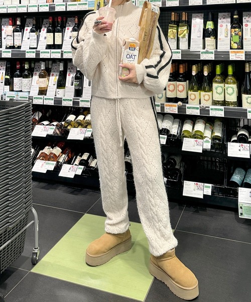 Alley by w closet（アリーバイダブルクローゼット）の「【Alley】ライン入り透かしケーブルニットパンツ（その他パンツ・レディース・グレー/キナリ・FREE）」の9枚目の写真