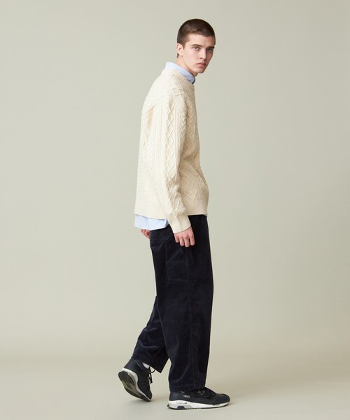 J.PRESS YORK STREET(ジェイプレスヨークストリート)の「【UNISEX】アランケーブルニット(ニット/セーター・メンズ・グレー系/ベージュ系/ダークグリーン系/アイボリー系・LARGE/MEDIUM/SMALL)」の22枚目の写真