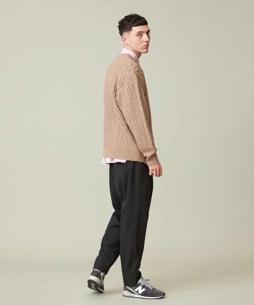 J.PRESS YORK STREET(ジェイプレスヨークストリート)の「【UNISEX】アランケーブルニット(ニット/セーター・メンズ・グレー系/ベージュ系/ダークグリーン系/アイボリー系・LARGE/MEDIUM/SMALL)」の8枚目の写真