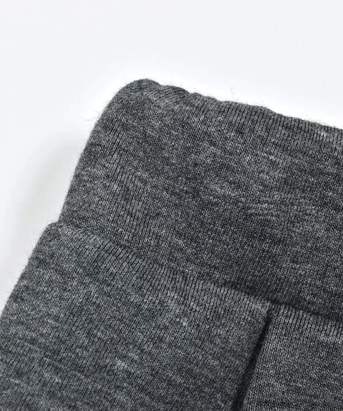 BeBe（ベベ）の「ボンディングタックショートパンツ(90~150cm)（その他パンツ・キッズ・グレー/ネイビー・130cm/120cm/110cm/100cm/140cm/150cm/90cm）」の14枚目の写真