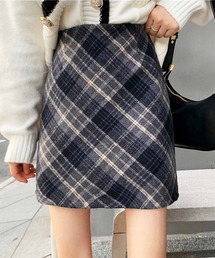 チェックミニスカート